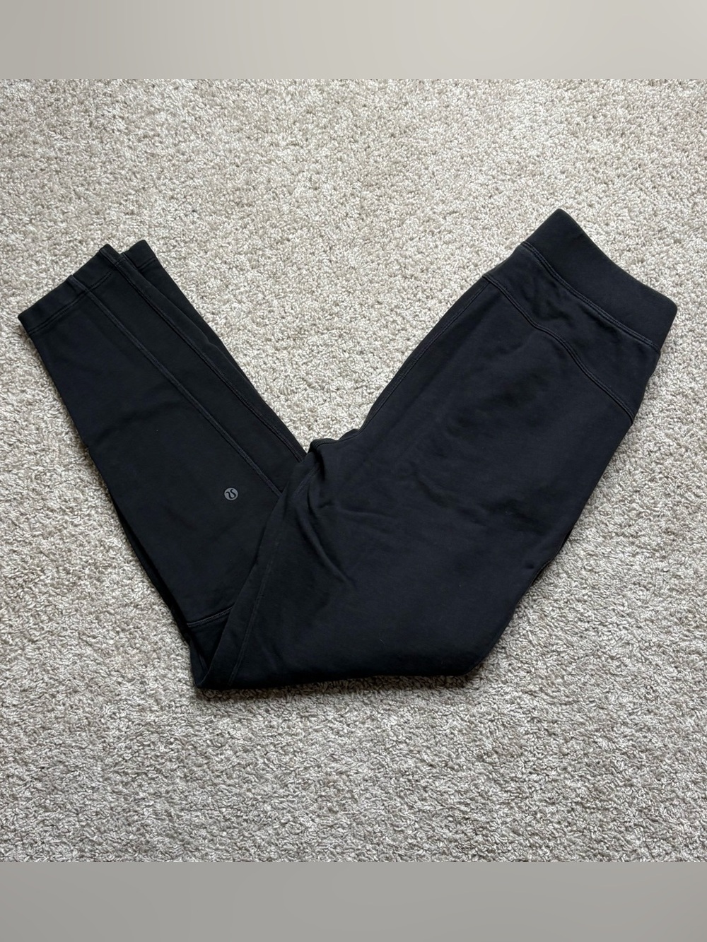 Lululemon Free To Roam Jogger *30"